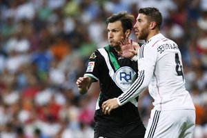 レアルとも対戦！圧倒的高さを誇る元ラ・リーガＦＷが作る「深さ」【戸塚啓Ｊ2のミカタ】の画像