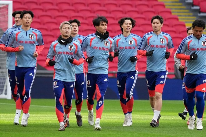【現地写真100枚】伊東純也＆三笘薫の決勝弾から駆けつけた南野拓実＆遠藤航の姿まで！初招集、復活組、主力組も躍動！森保ジャパン｢英国遠征｣厳選ショットの画像049