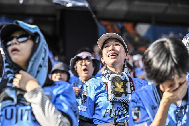 【サポーターアルバム】800km離れた広島に駆けつけ勝利をもたらした川崎フロンターレのサポーター写真71枚！「サンフレッチェ広島ー川崎フロンターレ」の画像022