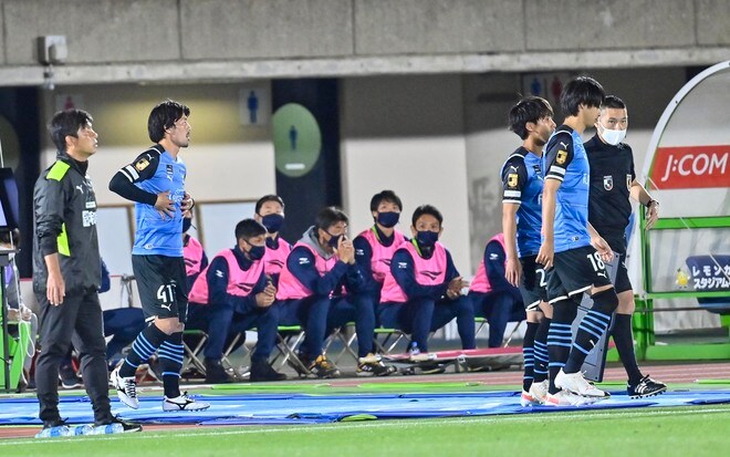川崎を“本気にさせたプレー”家長昭博(1)鬼木監督の「早く来い!」を無視してかけた負荷の画像