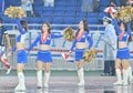 ズブ濡れチアがトリコロールパラソルの舞！　逆転で横浜Mが「3戦連続3得点勝利」の画像008