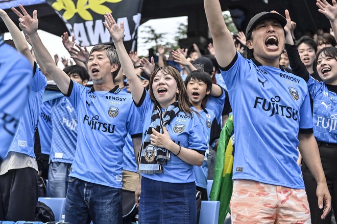【サポーターアルバム(2)】G大阪戦の執念の同点弾導いた川崎フロンターレのサポーター写真94枚！ Gゾーンからメインスタンドまで撮影「川崎フロンターレーガンバ大阪(2)」の画像077