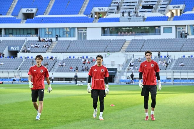 【植田直通＆早川友基アルバム】鹿島アントラーズの2人の中国戦でのプレー写真56枚！ 早川は日本代表デビュー、植田は久々復帰の記念姿「日本代表ー中国代表」の画像008