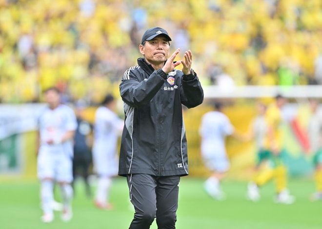【試合アルバム】ベガルタ仙台がアウェイで迎えた上位対決・千葉戦でのプレー写真63枚！「ジェフユナイテッド千葉ーベガルタ仙台」の画像020