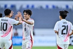直近の試合から11人全員入れ替え！ 森保一監督が選んだ「中国戦での日本代表、先発メンバー」とは……代表デビュー5人を含むフレッシュな人選の画像
