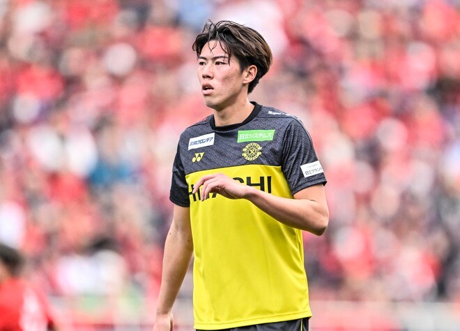 チームとしてボール保持しながら小屋松知哉と垣田裕暉が得点重ね、完封勝利飾る。今季J1・4試合負けなしでこの時点での首位に立つ【試合アルバム】「浦和レッズ―柏レイソル」の画像002