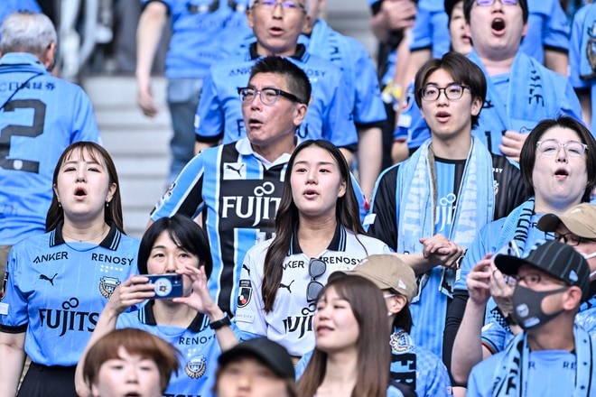 【サポーターアルバム】ACLE準優勝後初の国内試合に駆け付けた川崎フロンターレのサポーター写真80枚！ 国立を青く染め上げる「鹿島アントラーズー川崎フロンターレ」の画像062