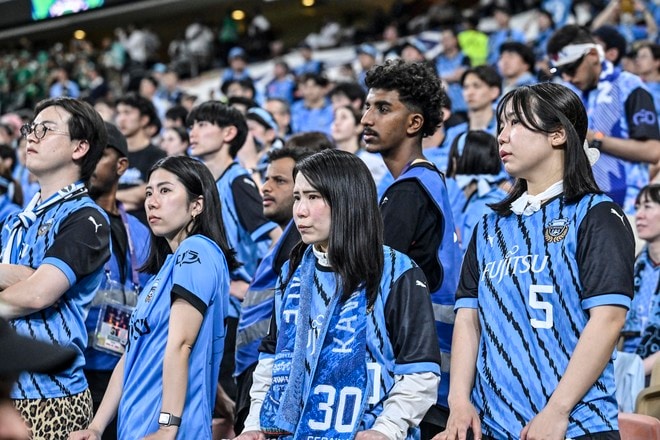 【サポーターアルバム】ACLE決勝に駆け付けた川崎サポーターは衝撃の700人！ 現地で声援を送ったサポーター写真81枚「アル・アハリー川崎フロンターレ(3)」の画像077