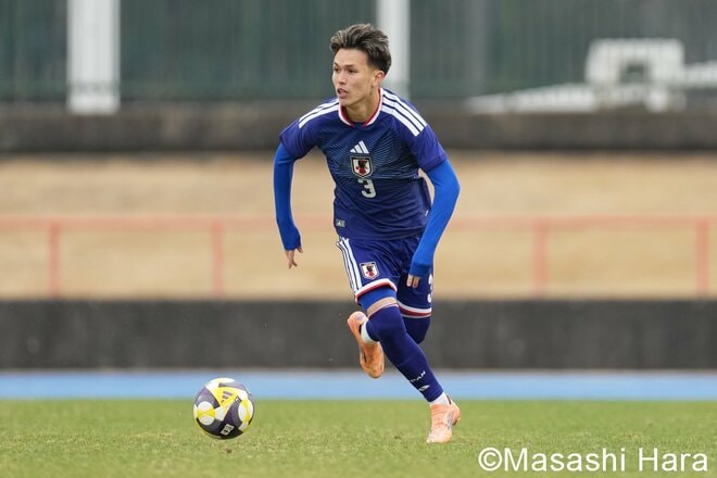 “ロス五輪世代”U-22日本代表｢6発大勝｣の現地ショット！貫禄の佐藤龍之介＆キャプテン大関友翔！市原吏音は30分限定！齋藤俊輔が地元の声援を浴びる【U-22日本代表vsU-21 ALL IBARAKI】激闘PHOTOギャラリーの画像002