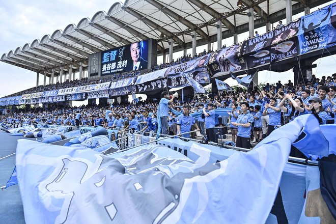 【サポーターアルバム】等々力連勝をアシストした「川崎フロンターレの試合前のサポーター写真83枚」！ 2万2070人が駆け付け圧巻の応援見せた「川崎フロンターレーセレッソ大阪」の画像054