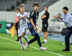 【試合アルバム】川崎フロンターレFW大関友翔の20歳での代表デビューの試合写真45枚！ 堂々のプレーで躍動披露「日本代表ー香港代表」の画像
