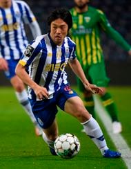 中島翔哉がついに決めた！「背番号10」の輝き復活！｢絶妙トラップ｣から｢冷静シュート｣でポルティモネンセ3戦ぶり勝利を呼んだ｢圧巻｣の今季初ゴールとは?の画像