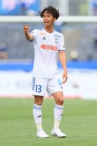 J2 熱狂 2位 横浜fc 大分トリニータmf野村直輝の豪快 弾丸ミドル に沈み J1昇格 持ち越し ロアッソ熊本 大分 が J1参入プレーオフ 出場権獲得 大宮アルディージャは 残留 決定 戸塚啓のj2のミカタ 2 サッカー批評web