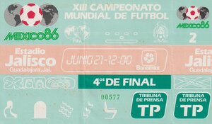 後藤健生の｢蹴球放浪記｣第284回｢人生ベストゲームと出会ったスタジアム｣の巻(1)120分間の息つく間もない｢最高の試合｣、ジーコとプラティニが激突した｢準々決勝｣の画像