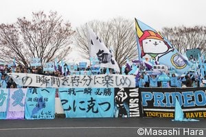 ｢みんなー！レレレレイ体操はーじまるよー！｣J初参入レイラック滋賀の名物チャントの元ネタ芸人が来場！｢ついに本家登場！｣｢盛り上がるの間違いないね｣の画像