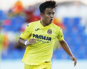 ビジャレアル久保建英「因縁の開幕3連戦」（1）初戦は“MVP”岡崎慎司所属のウエスカの画像