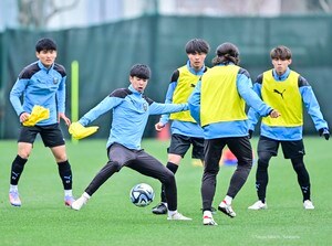 「恩返ししたい」川崎MF大関友翔がルヴァン清水戦を前に決意！ 卒業式に出席できずも、模擬卒業式を開いてくれた母校への感謝の気持ちを糧に活躍誓うの画像