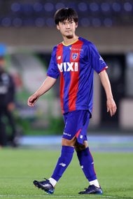 サポーターがサッカー選手・クラブスタッフの「車に放火」…アルゼンチンの1部リーグで衝撃の事件が起こる【画像】の画像