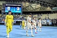 後藤健生の「蹴球放浪記」第222回 「日本サッカーの恩人ゆかりの2つの島」の巻(1)  広島の新スタジアムで「W杯予選シリア戦」観戦前に呉へ船旅の画像