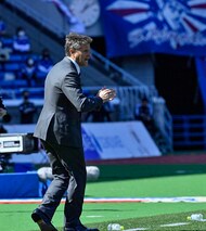 浦和レッズ、 猛攻実らず!(2)4戦無得点でも落ちない「リカルド・ロドリゲスの視線」の画像