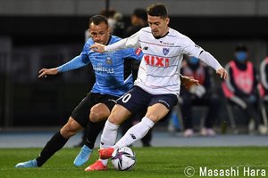 【J1分析】序盤の猛攻をしのいだ「守備陣2人の新外国籍選手」の好守【王者・川崎フロンターレとの開幕節で見えたFC東京の「大いなる可能性」】(1)の画像