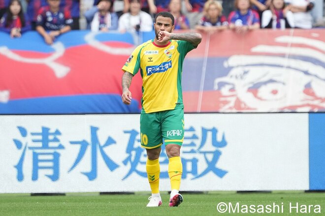 姫野誠vs長友佑都“22歳差マッチアップ”を制した千葉が3-0完勝！逆転優勝を狙うFC東京は空転…首位の鹿島と勝ち点5差に【FC東京vsジェフユナイテッド千葉】激闘PHOTOギャラリーの画像003