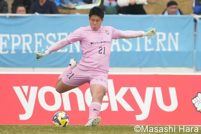 レイラック滋賀がＪ参入の瞬間を特写！宙に浮かぶ監督＆喜ぶ秋山駿とゴール裏サポーター＆熱いスタジアム！滋賀の誇りを胸に悲願成就！【アスルクラロ沼津vsレイラック滋賀FC】激闘PHOTOギャラリーの画像005