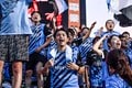 【J1川崎を取材して感じた「育てる力と心」とは(10)】『FRO CAM』で現地の臨場感を日本に伝えた佐藤弘平広報。観客席でサポーターとともに応援するほど熱いチーム愛を生かしての画像010