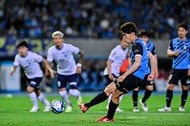 「まさに奇跡的ーーーですね」ぺこぱ・シュウペイが“推しメン”旗手怜央との偶然の遭遇にファンも驚き!「いい写真ですね」「ハッピーハプニング」の声の画像