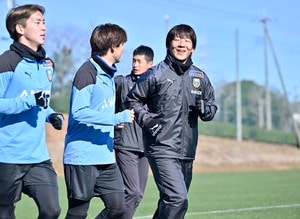 「大黒さんえぐいw」44歳の元日本代表ストライカーの圧巻のお手本シュート2発にファン驚愕！「現役選手よりも強烈だわ」「開幕スタメンの準備宜しくお願いします」の声の画像