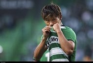 「いやいやいや、えぐいわ」ガンバ大阪GK東口順昭による指先セーブの「ゴール裏映像」にファン大興奮! 触ってないアピールには「マイボーは草」の声の画像