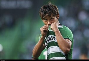 ｢これは攻田英正｣!? サッカー日本代表・守田英正が｢2戦連続ゴール｣で連勝に大貢献! 途中出場の田川亨介もゴールを決めて日本人2人が得点するも、試合は守田に軍配の画像