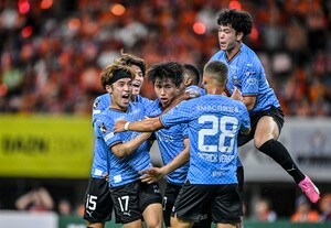 「フロンターレリスペクトを感じる」新潟県警がJ1川崎―新潟との試合に合わせた「歓迎の電光掲示板メッセージ」が粋でオシャレすぎる！ サポーターへ愛ある言葉と交通安全を発信の画像