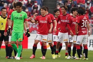 PHOTOギャラリー「ピッチの焦点」【明治安田Ｊ１リーグ　第３６節　浦和レッズｖｓ横浜Ｆ・マリノス　２０２１年１１月２０日　１４：０２キックオフ】の画像