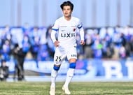 「これほんとにサッカークラブなの？」J1鹿島の女性誌コラボ本の表紙が衝撃的！「気を抜いて見ちゃダメ!! 倒れちゃう」「イケメンはチームの資産」などの声が広がるの画像