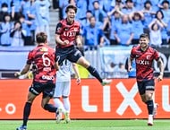 VARの介入なし｢後半アディショナルタイム10分40秒｣が意味すること、古巣相手に｢逆転勝利した｣鬼木監督が証明したこと【5・11｢国立決戦｣で鹿島と川崎の明暗を分けたもの】(3)の画像