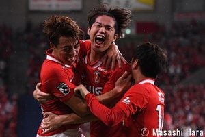 PHOTOギャラリー「ピッチの焦点」【明治安田Ｊ１リーグ　第１７節　浦和レッズｖｓ名古屋グランパス　２０２２年６月１８日　１９：０４キックオフ】の画像