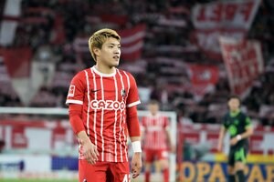 PHOTOギャラリー「ピッチの焦点」堂安律が所属するフライブルクが2対0で勝利!【ブンデスリーガ第33節 フライブルク vsヴォルフスブルク 2023年5月19日】（渡辺航滋撮影）の画像