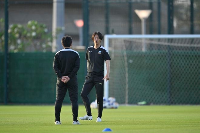 【川崎フロンターレアルバム】ACLEを戦い抜いた「コーチングスタッフ＆クラブスタッフのサウジアラビア2週間の写真」合計99枚！ アジア2位を支えた2週間のピッチ内外の姿の画像056