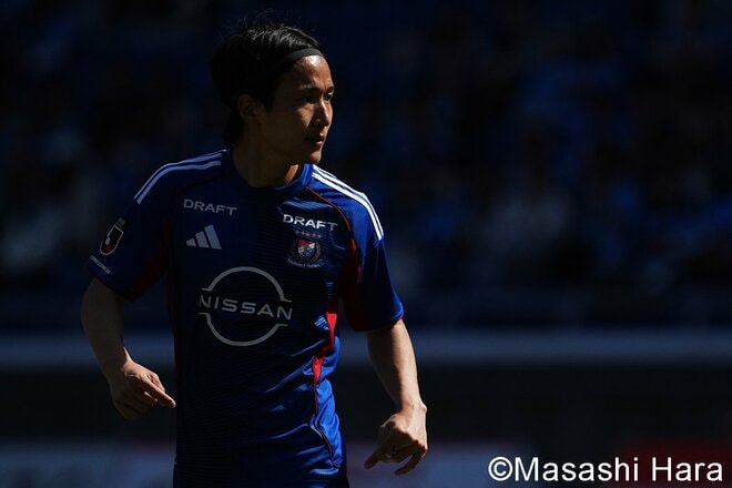 日産スタジアムでの“神奈川ダービー”は劇的決着！ 川崎が後半ATの強烈フィニッシュで横浜FMに勝利！ 歓喜のエリソン＆苦悩のトリコロールを現地撮り【横浜Ｆ・マリノスvs川崎フロンターレ】激闘PHOTOギャラリーの画像005