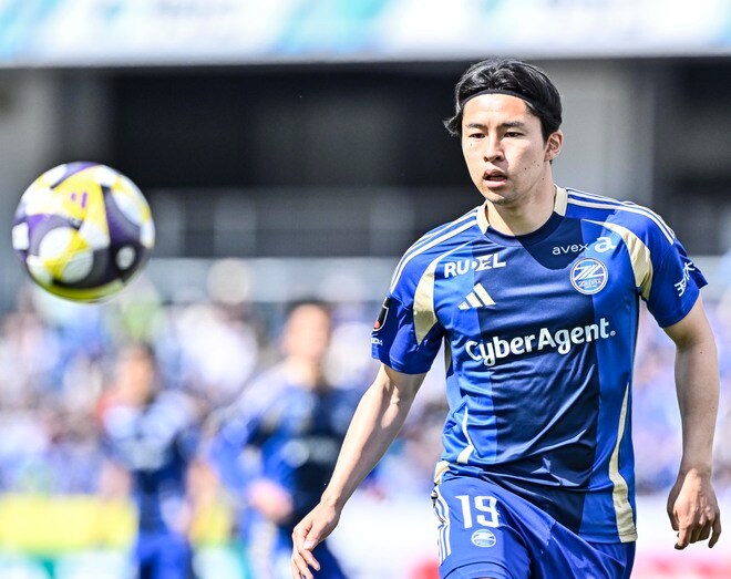 2位・町田と3位・川崎の上位対決。守備に持ち味持つチームの激突も、2得点ずつの白熱の展開に【試合アルバム】「町田ゼルビア―川崎フロンターレ」の画像002