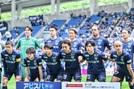 「なにこれ、UAEだよな?」ACL決勝アウェイ舞台での横浜FMサポーターの大応援団大に反響!「迫力あるしマジでかっけーわ」「まじで凄い。Jの誇りだ」の声の画像