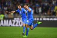 「笑うしかない」!! 元サッカーイタリア代表FWフランチェスコ・トッティのスーパーゴールに「再脚光」! ローマの王子様が決めた「衝撃だった」と話題の圧巻ダイレクトボレー弾【動画】の画像