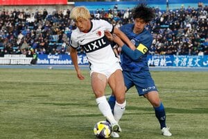 水戸VS鹿島戦で見えた両チームの｢問題点｣と｢伸びしろ｣(1)プレーオフ進出を狙う水戸で｢台頭する｣若い力、鬼木監督を迎えた鹿島の｢新しい｣戦い方と｢目立った｣甘さの画像