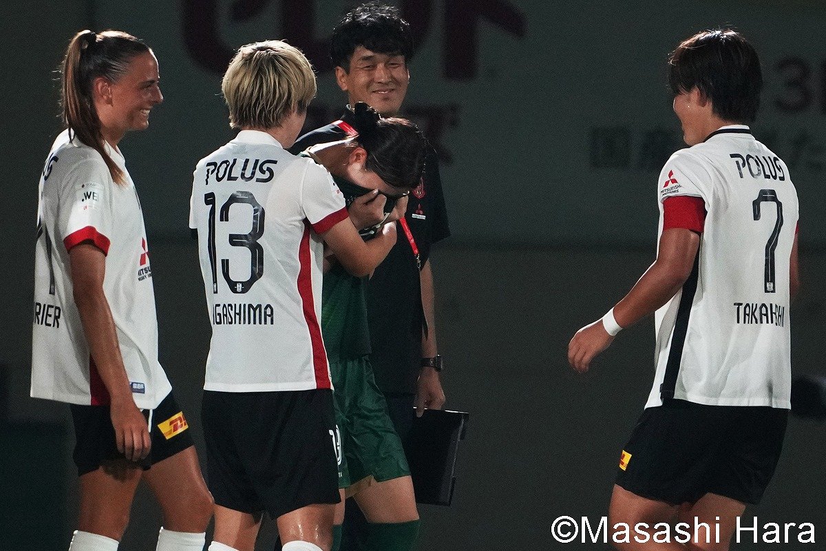 サッカー　浦和レッズレディース 2014 猶本光　ユニフォーム　塩越柚歩 サッカー 浦和レッズレディース 2014 猶本光 ユニフォーム 塩越