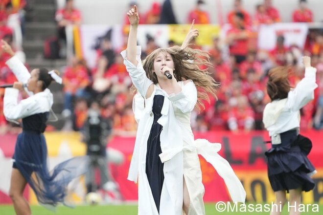 後半ATに生まれた執念の豪快同点弾！ 殊勲の横浜FC伊藤槙人は｢本当、悔しい結果に終わってしまった｣J1残留へ向けてつかみ取った｢勝点1｣の意味【横浜FC vs名古屋グランパス】激闘PHOTOギャラリーの画像004