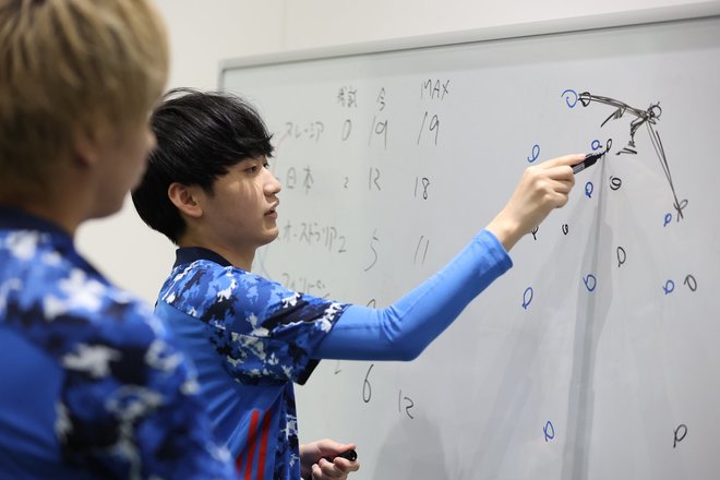 世界大会出場を勝ち取った「もう一つの日本代表」 eスポーツの現在地(3) 中田英寿を彷彿とさせる心の叫びの画像