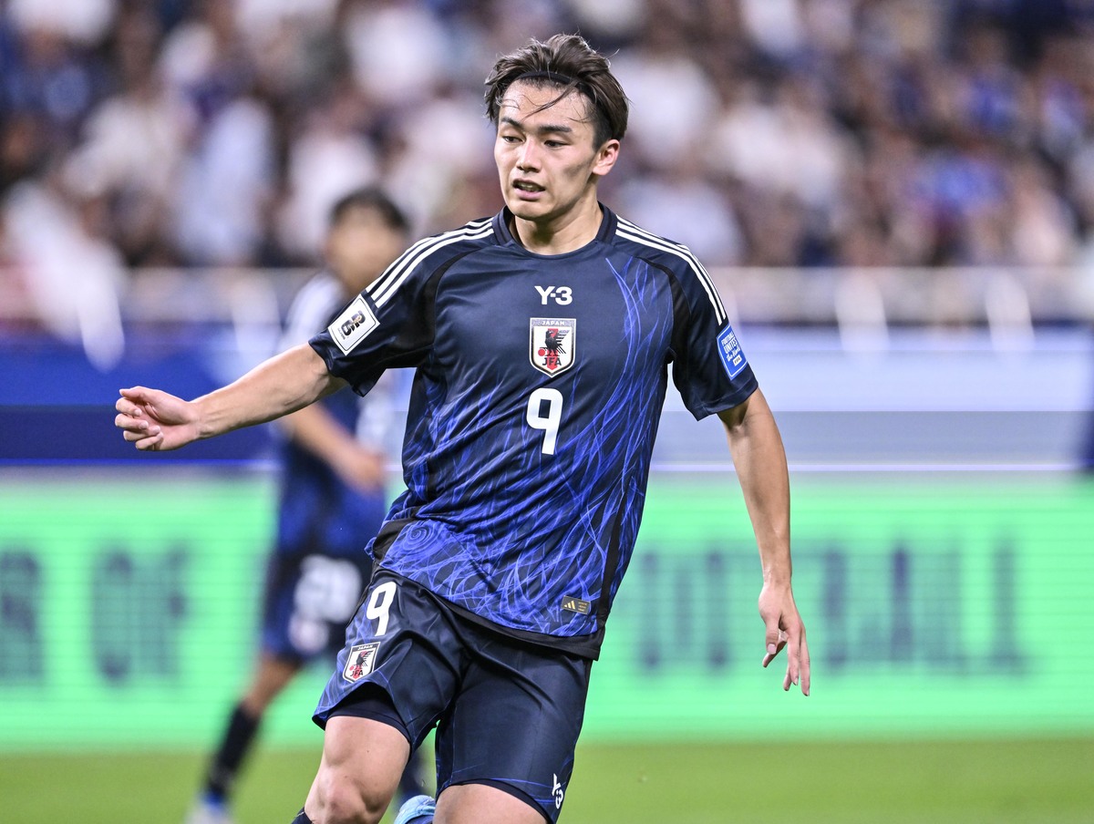 これぞCF」「流石日本の9番！」フェイエノールト上田綺世の“ポスト