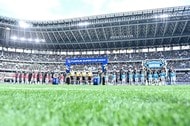 ｢やっぱ似合う｣｢かわいすぎ｣27歳の10頭身レースクイーン、久々のJ1神戸ユニ姿に大反響｢もうサッカー忘れたかと…｣｢勝利の女神降臨ですね｣の画像