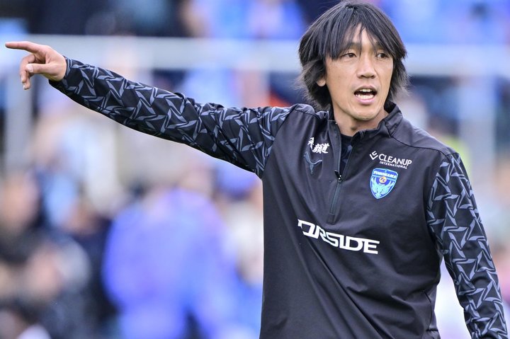 ｢かぼちゃワインやないか｣中村“しゅんすけ”コーチも胸アツ!? 激闘前に降臨した“エルちゃんの日本代表チア姿”に沸騰｢これは百人力｣｢きゃー！可愛い！｣